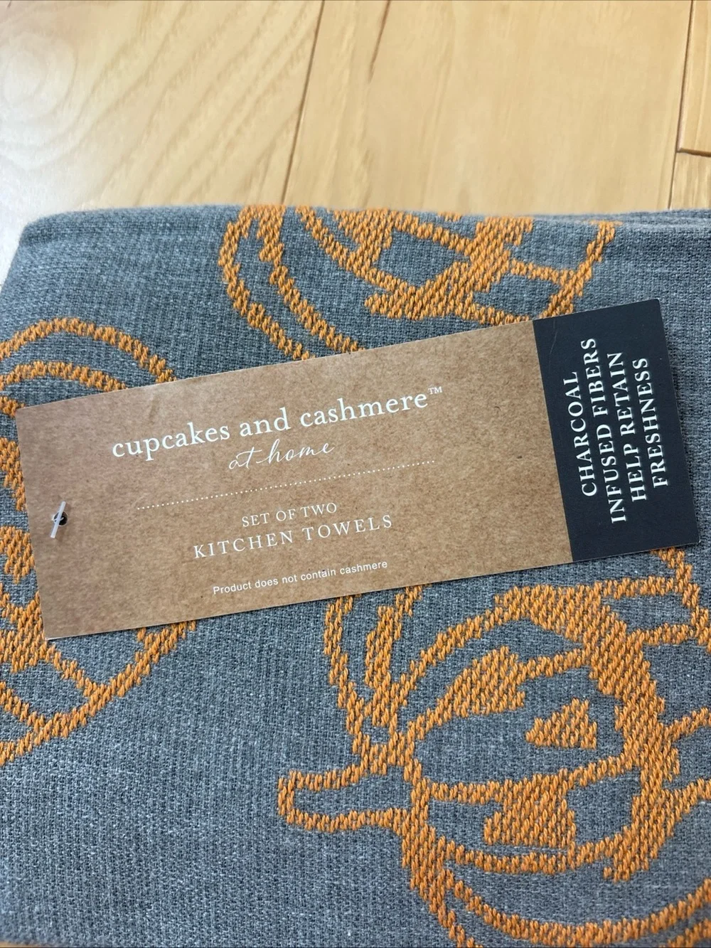 cupcakes & cashmere set two